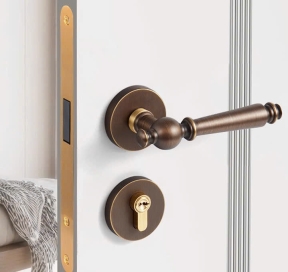 Khoá cửa Phân thể vàng đồng cao cấp mã BR122- Dòng B Khoá cửa Phân thể vàng đồng cao cấp mã BR122- Dòng B