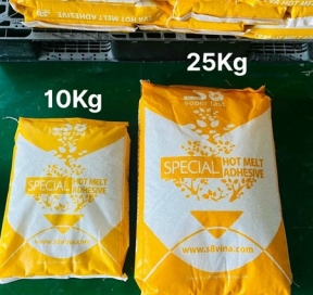 Keo hạt S8 - nhiệt độ cao 180 - 210 độ C màu trắng sáng Keo hạt S8 - nhiệt độ cao 180 - 210 độ C màu trắng sáng