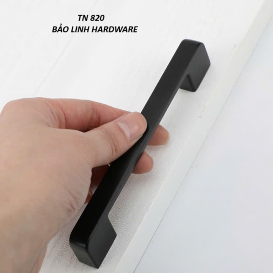 TAY NẮM TN 820-128 Màu Đen