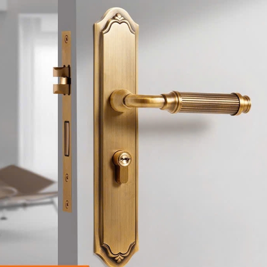 Khoá cửa phòng cổ điển bằng đồng mã  BR20195-B