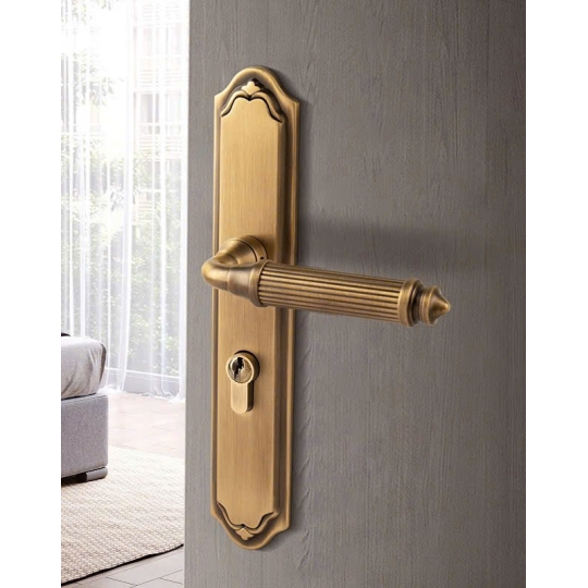 Khoá cửa phòng cổ điển bằng đồng mã  BR20195-B