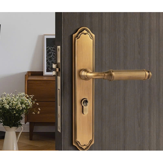 Khoá cửa phòng cổ điển bằng đồng mã  BR20195-B