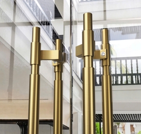 TAY NẮM CỬA CHÍNH BL02 - Màu Vàng Trơn