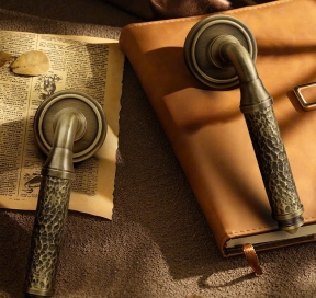 KHÓA CỬA PHÂN THỂ BL104R