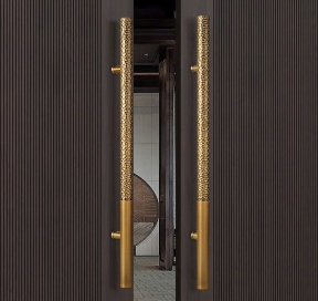 TAY NẮM CỬA CHÍNH BL01