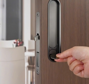 KHÓA CỬA LÙA CÁNH TRƯỢT HIỆN ĐẠI 5807