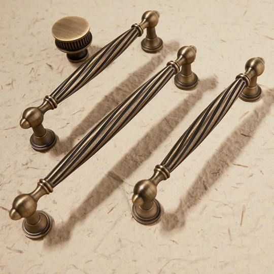 Tay nắm Tủ dạng Bằng Đồng Thau Cao Cấp -  032 CG-D2111