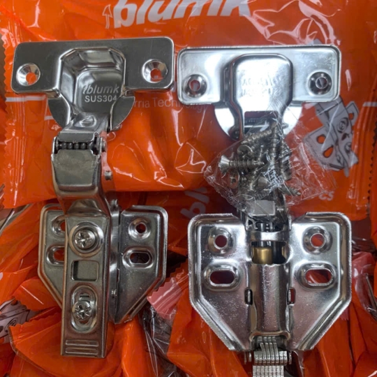 Bản lề bật giảm chấn Bluka