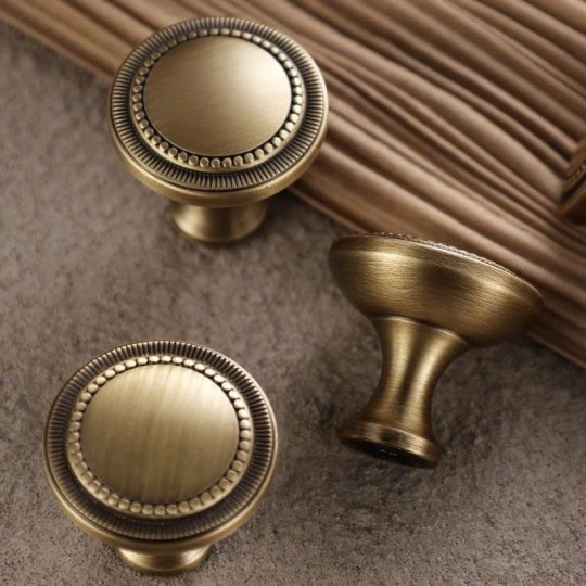 Tay nắm Tủ đồng Thau châu Âu cổ điển BL8817