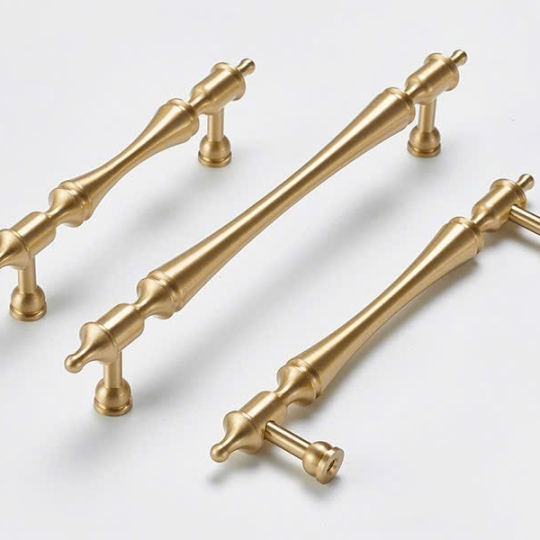 Tay nắm Đồng thau  kiểu Pháp Mã 6834 - Màu vàng