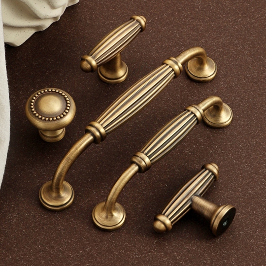 Tay nắm Tủ dạng Bằng Đồng Thau Cao Cấp mã 1879
