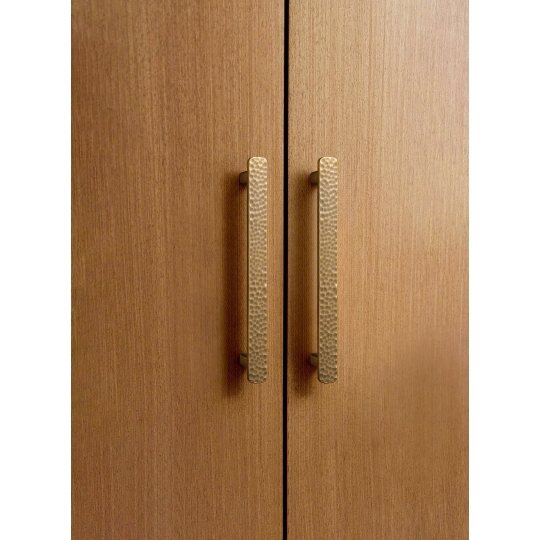 Tay nắm Tủ Vân Búa Mã 5595 - Màu Rêu 