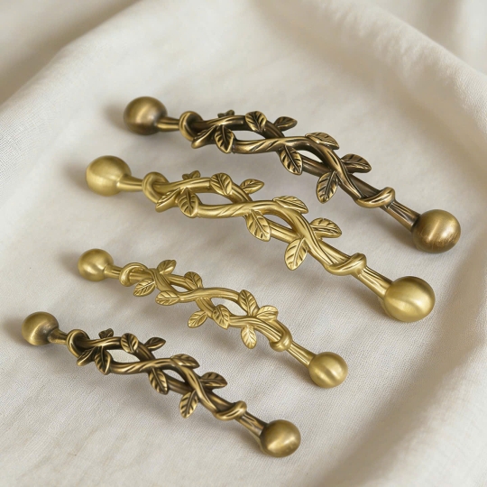 Tay nắm Đồng thau Cành lá  màu Đồng Pháp