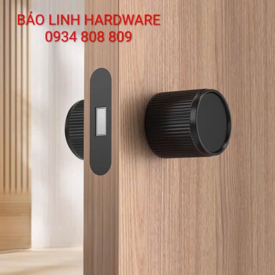 KHÓA CỬA PHÒNG TAY NẮM TRÒN Y02