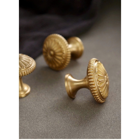 Tay Núm đồng Hoa cúc vàng mờ