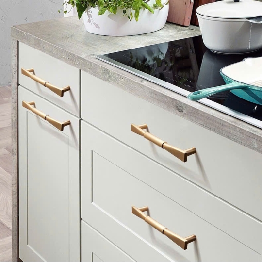 Tay nắm Đồng thau kiểu Pháp Hiện Đại 7657 Màu Vàng