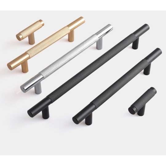 Tay nắm Hợp kim  Vân Khía chéo Cao Cấp - Mã 9005 - Màu vàng