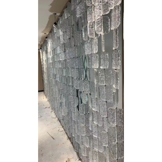 GẠCH THUỶ TINH VUÔNG HOA VĂN THUỶ TINH BĂNG