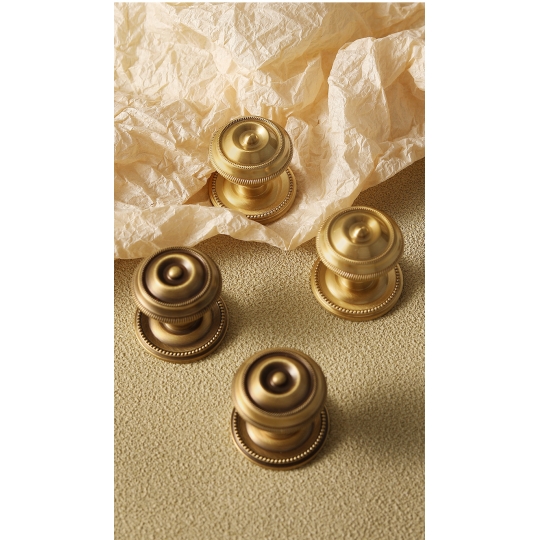 Tay nắm tủ đồng thau cao cấp 5701-PB-YB1